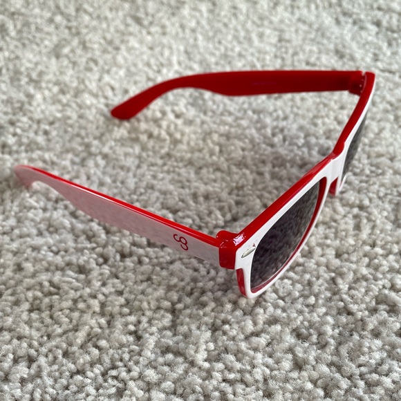 Camp Gladiator Plastic Sunglasses, Red, White, Outdoors, Workout, Run, Crossfit - Picture 5 of 8